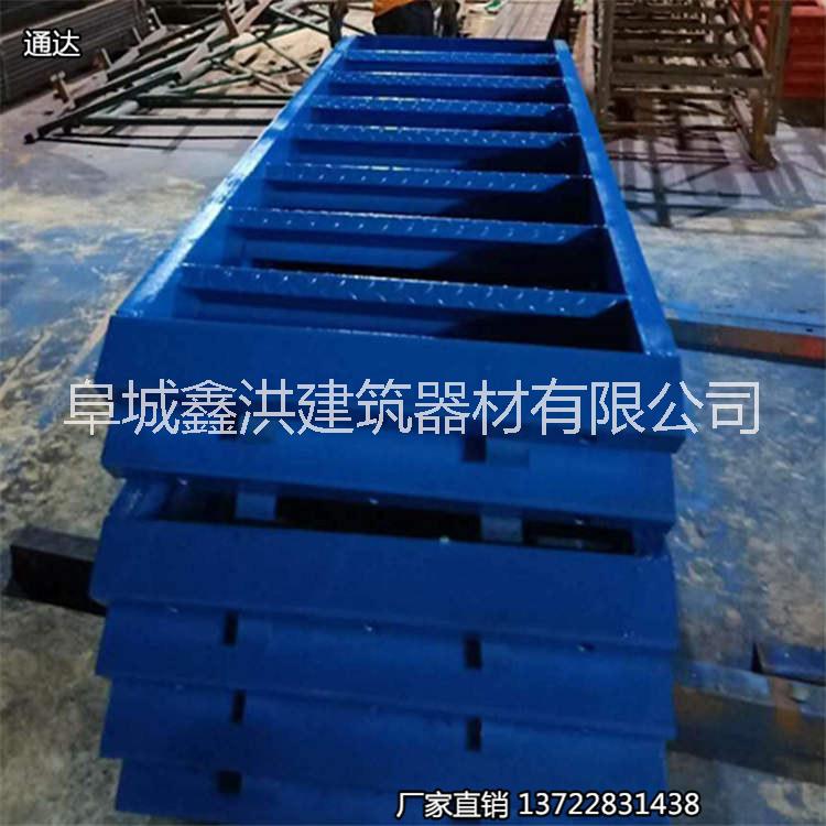 工程施工梯笼通达梯笼 厂家专业制造 工程施工梯笼 高空作业梯笼施工梯笼