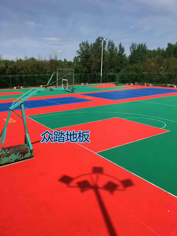 贵州博体室外篮球场运动地板 悬浮拼装地板 悬浮快速拼装地板