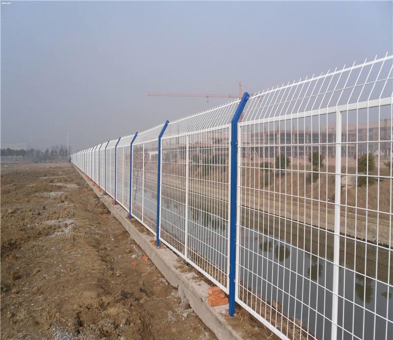 圈地铁丝围栏网、园林铁丝围栏网、种植铁丝网围栏