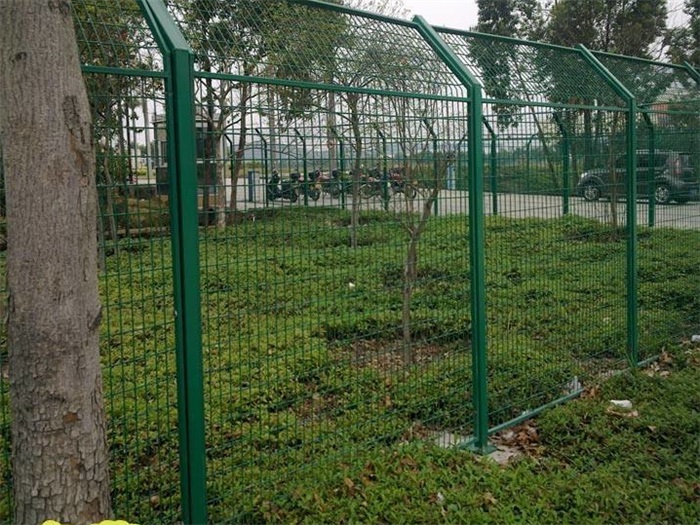 小区护栏网 小区隔离网 小区绿化围栏网