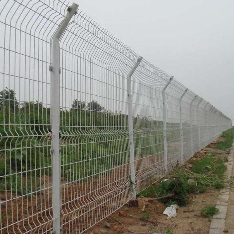 圈地铁丝围栏网、园林铁丝围栏网、种植铁丝网围栏