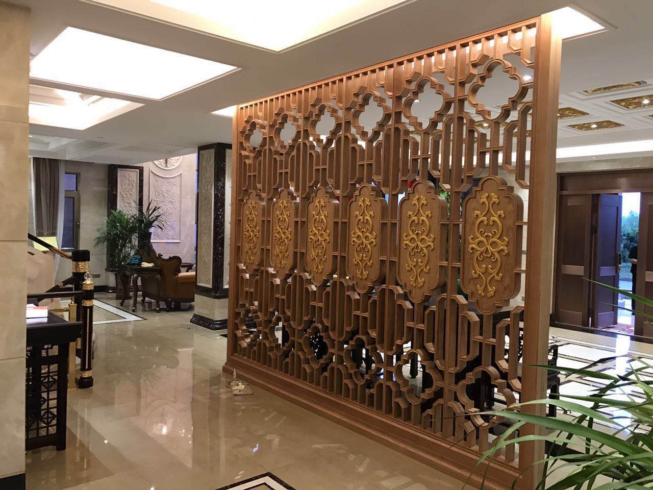 贵州酒店装饰屏风 酒店大厅不锈钢镂空花格电镀钛金屏风