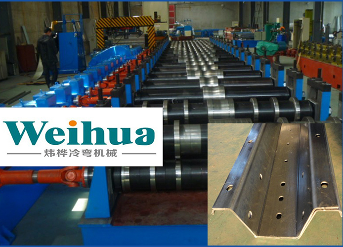 南京公路护栏板成型机 护栏板生产设备 生产速度可达15m/min图片