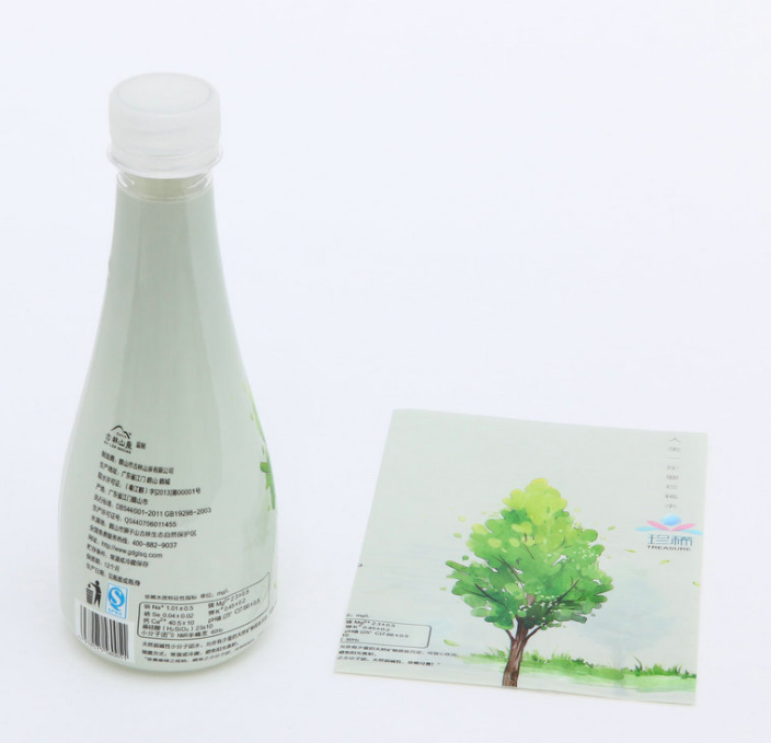 广州饮料食用瓶PVC标签热收缩膜厂家批发图片