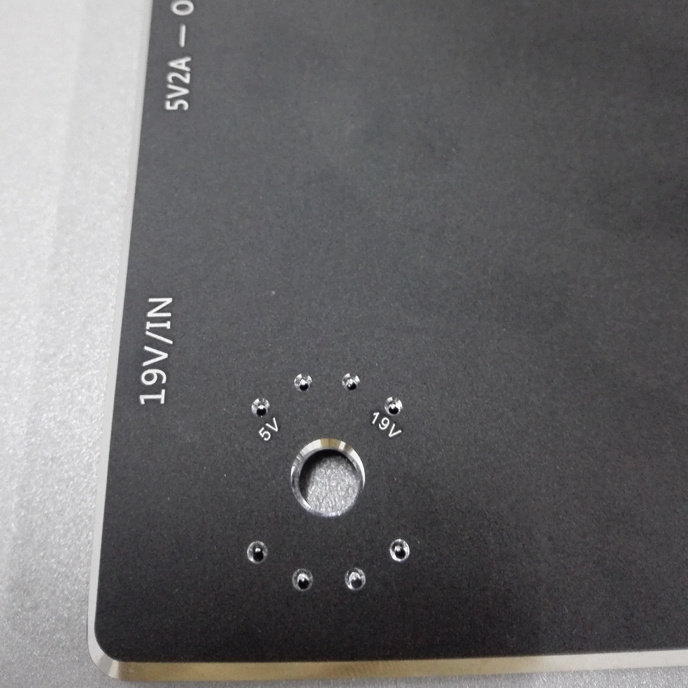 惠州不锈钢激光打标机厂家 氧化铝面板激光刻字机 金属光纤激光打标机公司报价