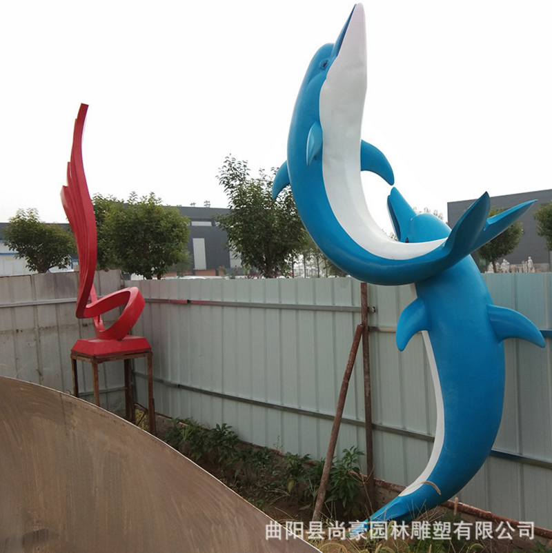 厂家供应大型不锈钢雕塑两只海豚玩耍 园林广场景观装饰摆件图片