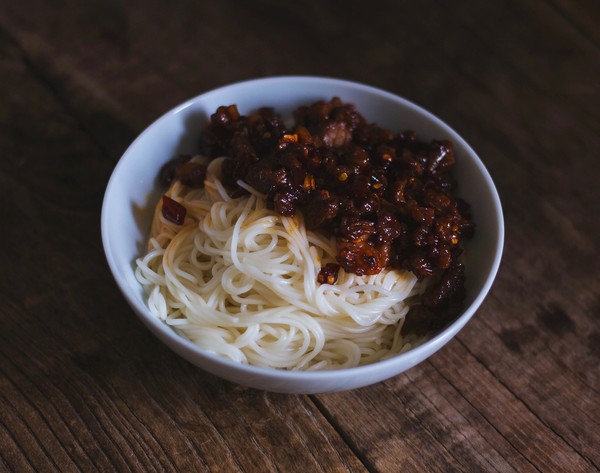 摆地摊牛肉酱批发 散装牛肉酱多少钱一斤 散装牛肉酱好卖吗 散装牛肉酱好不好 散装牛肉酱哪里有批发的 散装牛肉酱厂家直销