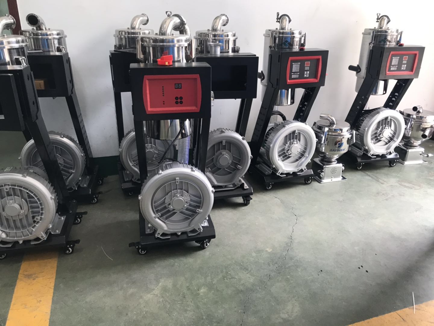 广州市1.1KW真空吸料机厂家1.1KW真空吸料机注塑周边吸料机价格