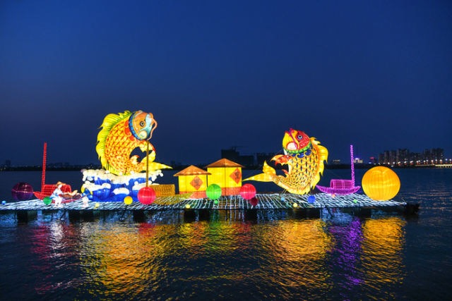 华亦彩制作花城广场创意梦幻花海灯光节定制大型彩灯拱门策划蟹岛灯光节