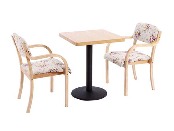 珠海高档餐厅白蜡木餐桌餐椅定制定做，实木餐桌椅厂家直销