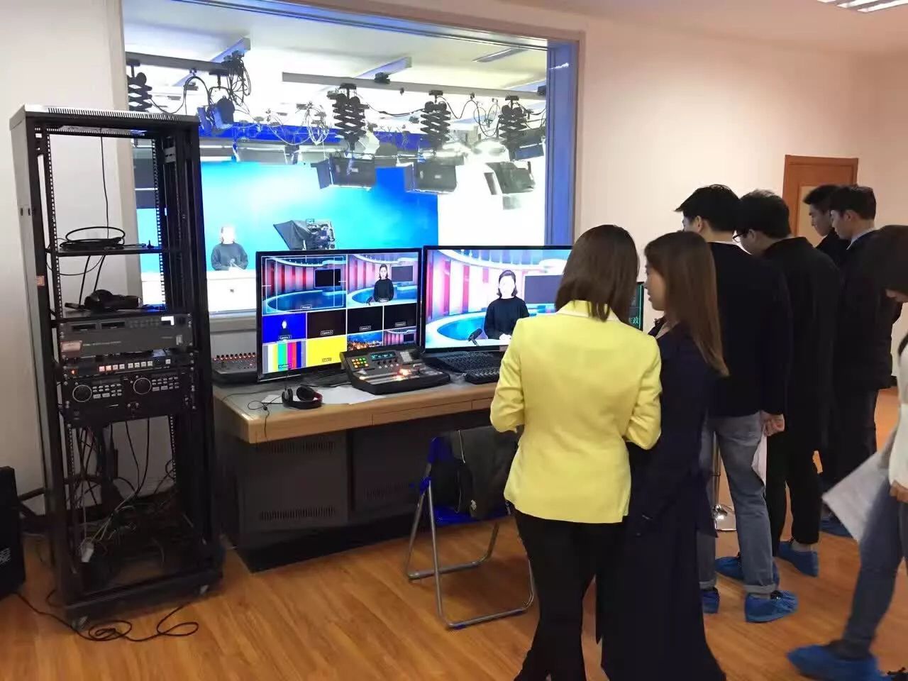 供应校园电视台系统方案制作搭建 虚拟抠像校园电视台