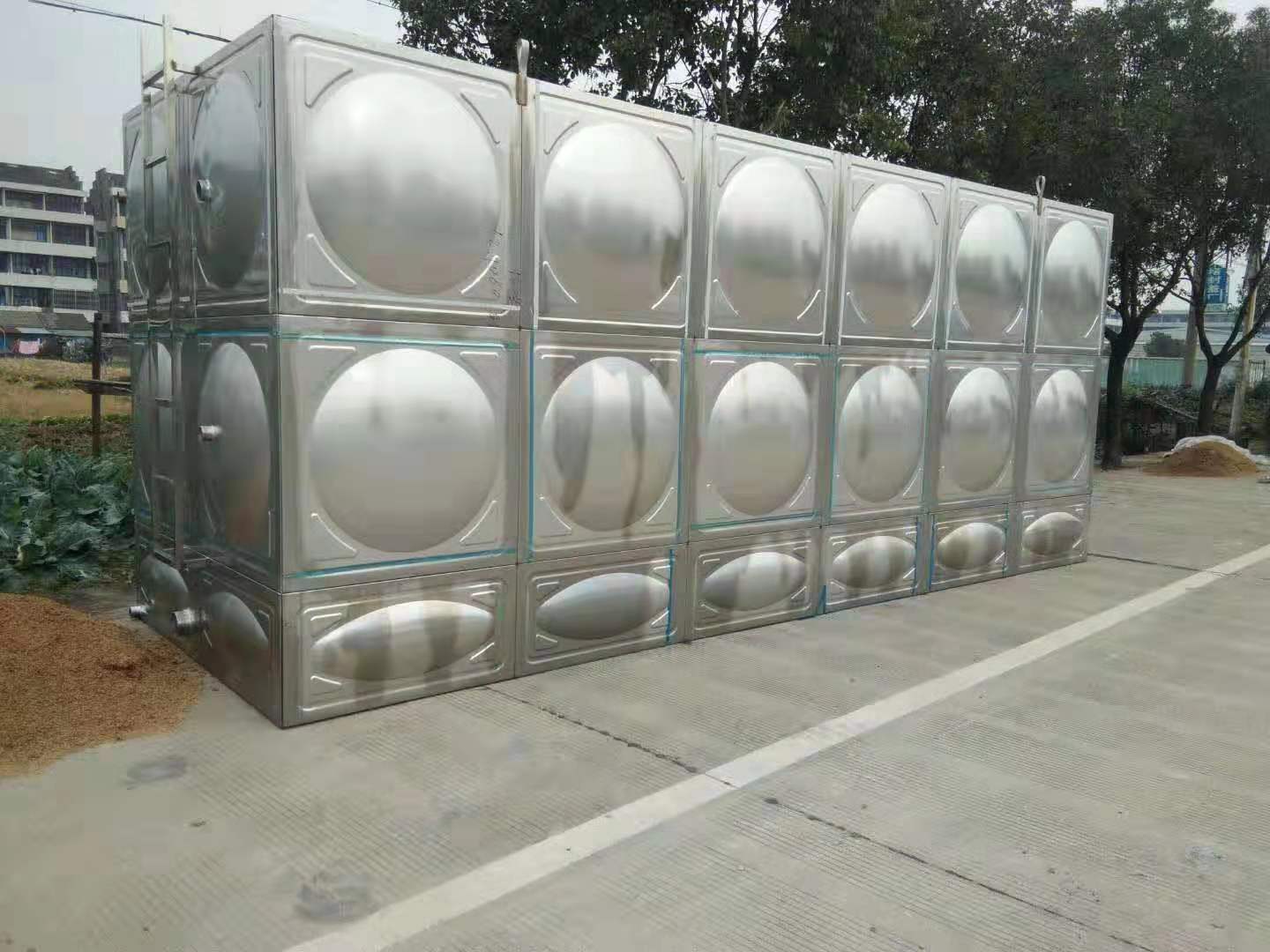 汕头消防水箱304不锈钢水箱安装，组合式保温水箱批发，不锈钢方形水箱图集，方形消防水箱定制做