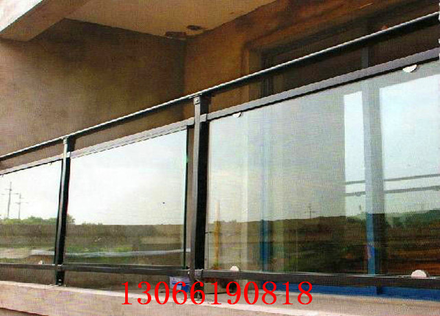 广东锌钢玻璃阳台护栏