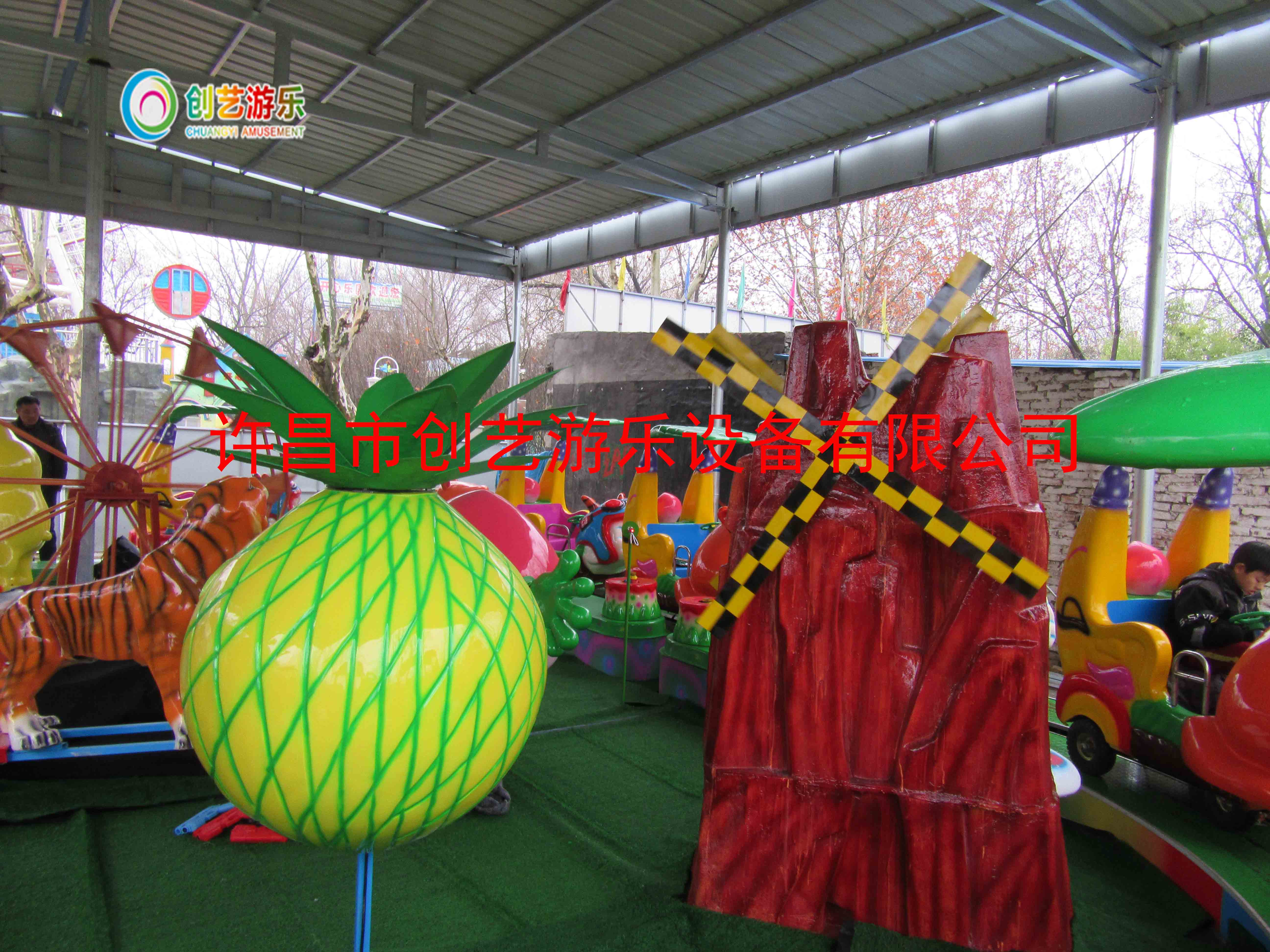 2019年创艺游乐火爆公园广场游乐园明星产品之一游乐设备--香蕉火车（欢乐打地鼠）