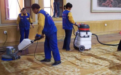 广州清洁公司 日常保洁地毯清洗 佛山地毯清洗价格优惠环保