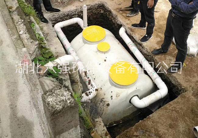 建设玻璃钢化粪池标准尺寸 模压化粪池施工图选六强