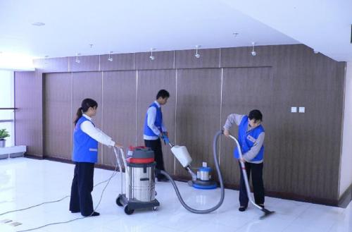 广州清洁公司 日常保洁地毯清洗 佛山地毯清洗价格优惠环保