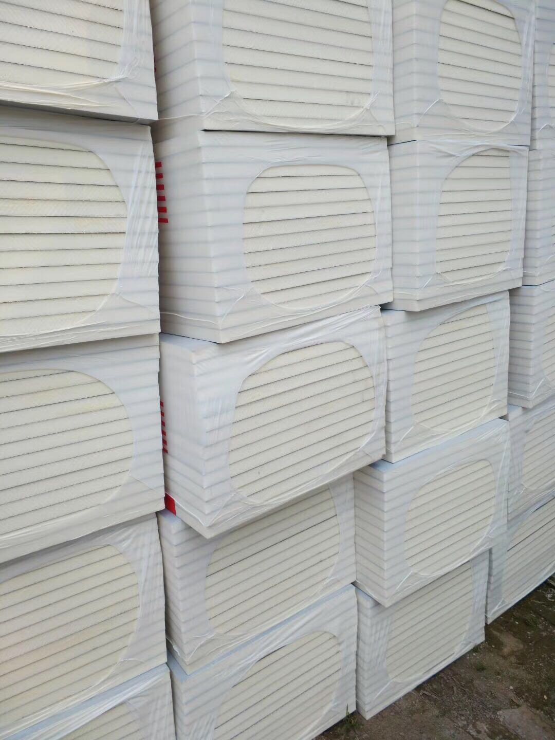外墙聚氨酯板价格   高密度PU板   双面水泥基布复合聚氨酯保温板