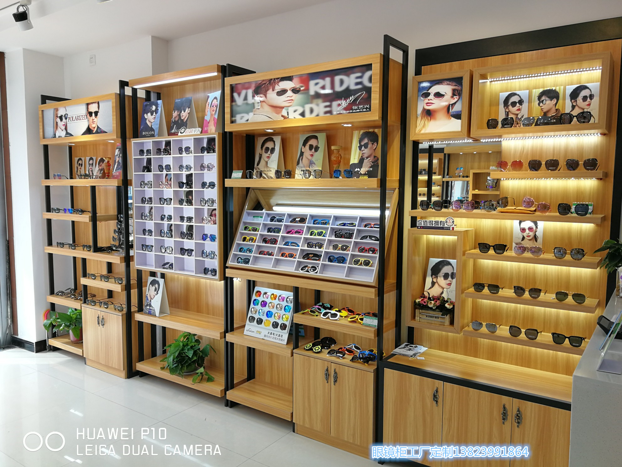 中山周边眼镜店装修设计展柜定做卖佛山LOHO眼镜柜台展示柜图片