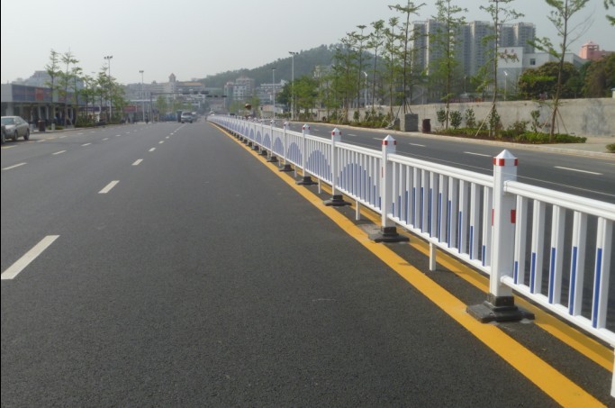 pvc道路塑钢护栏