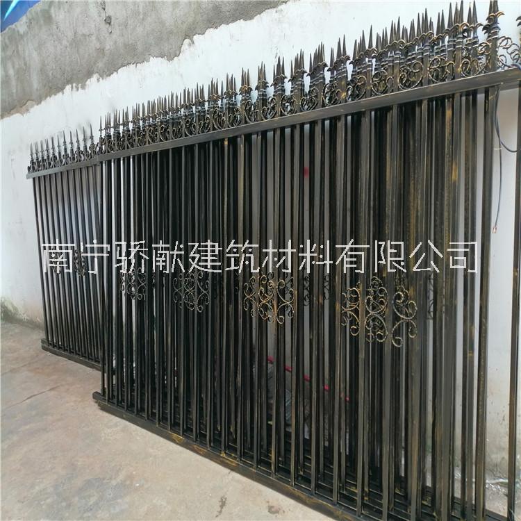 铁艺花样式护栏丨围墙锌钢护栏厂家丨护栏定制加工