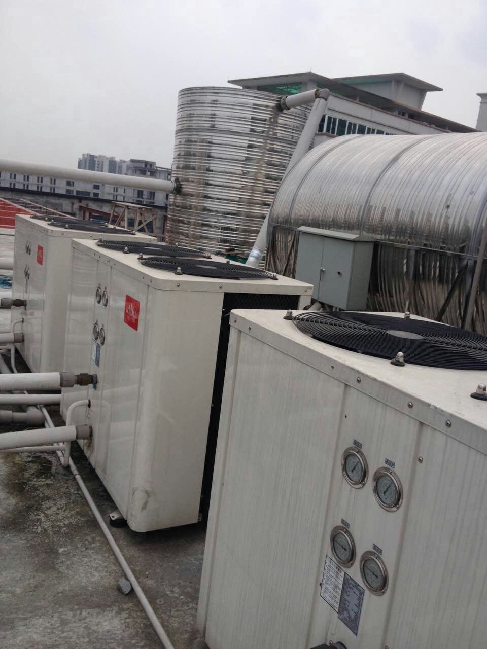 广州市员工宿舍5匹10匹空气能厂家员工宿舍5匹10匹空气能 中小型工厂宿舍热泵热水工程厂家