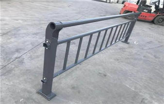 碳钢板和不锈钢桥梁防撞护栏加工厂家优质的板图片