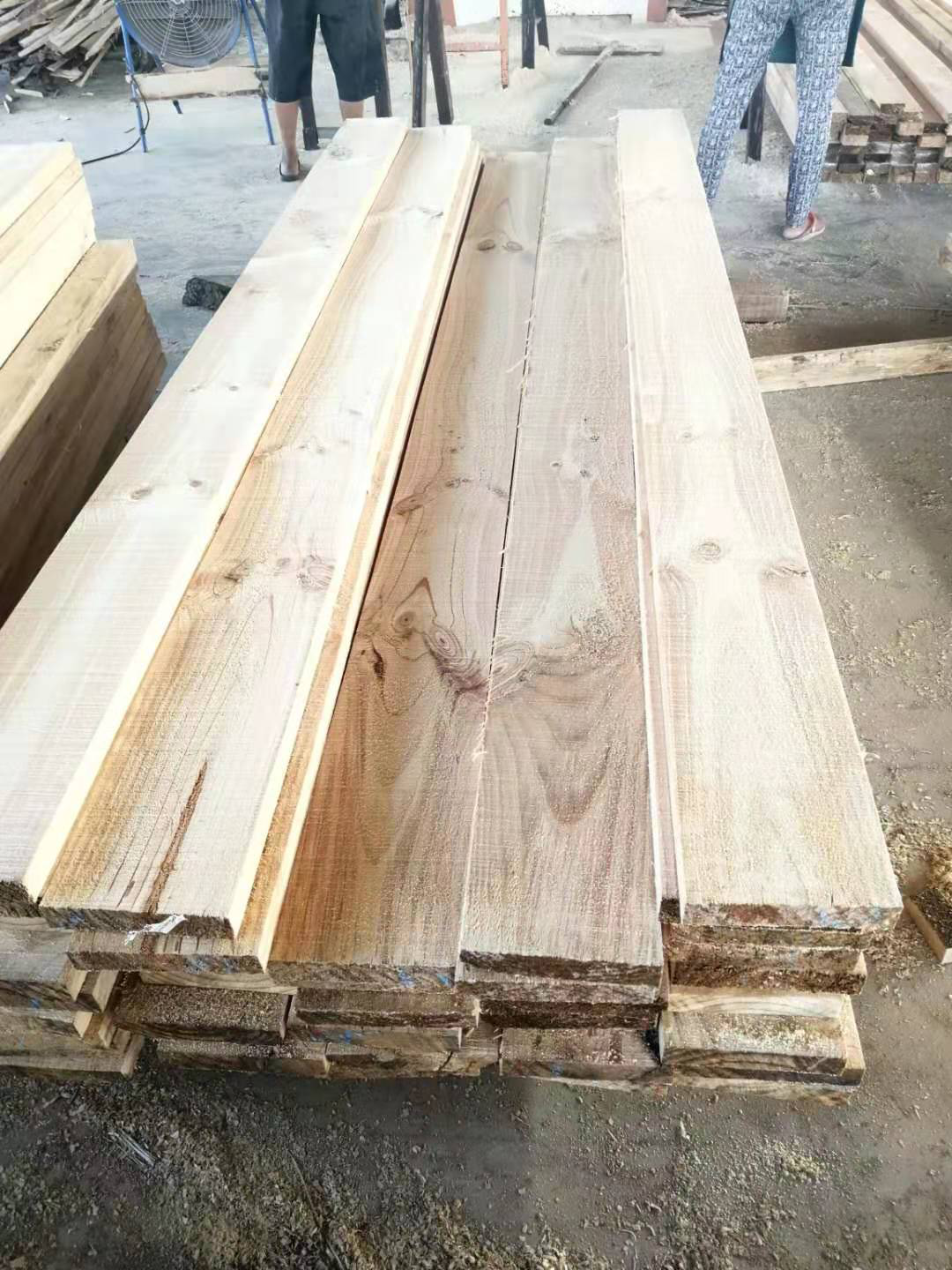 六盘水白松建筑木方厂家-价格-供应商