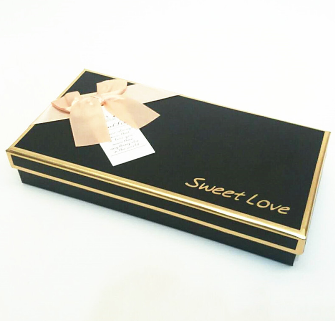 现货批发18格巧克力包装盒黑色礼品盒金色18格盒子情 人节礼物盒