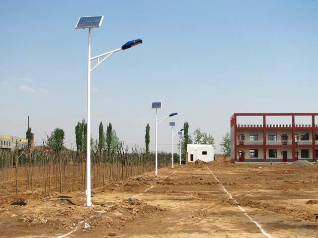 太阳能路灯、校园路灯 、北京路灯厂、美丽乡村建设路灯、北京路灯安装、美丽乡村建设路灯图片