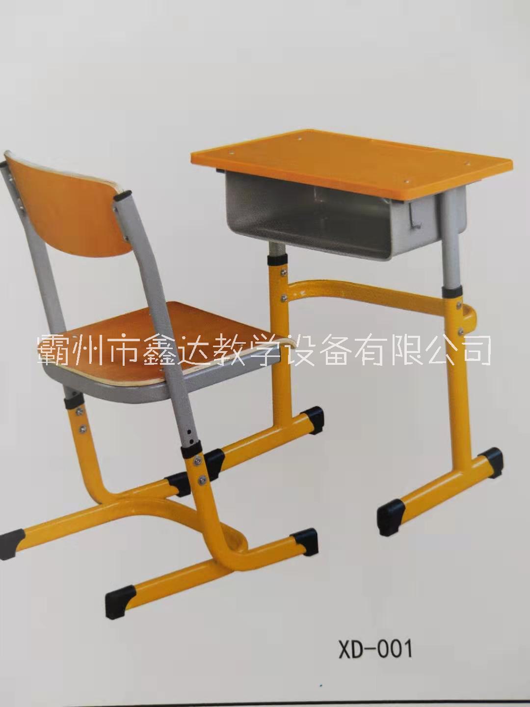 学生课桌椅厂家   塑钢课桌椅生产厂家直销