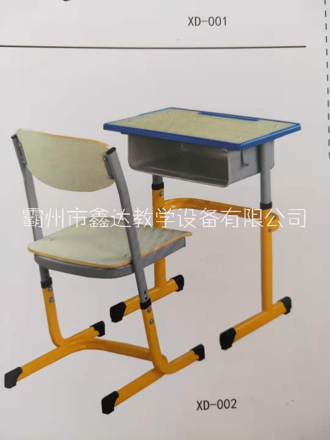 学生课桌椅厂家   塑钢课桌椅生产厂家直销