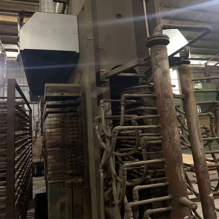 二手胶合板热压机 上海板机厂产   19层 四八尺  出售图片