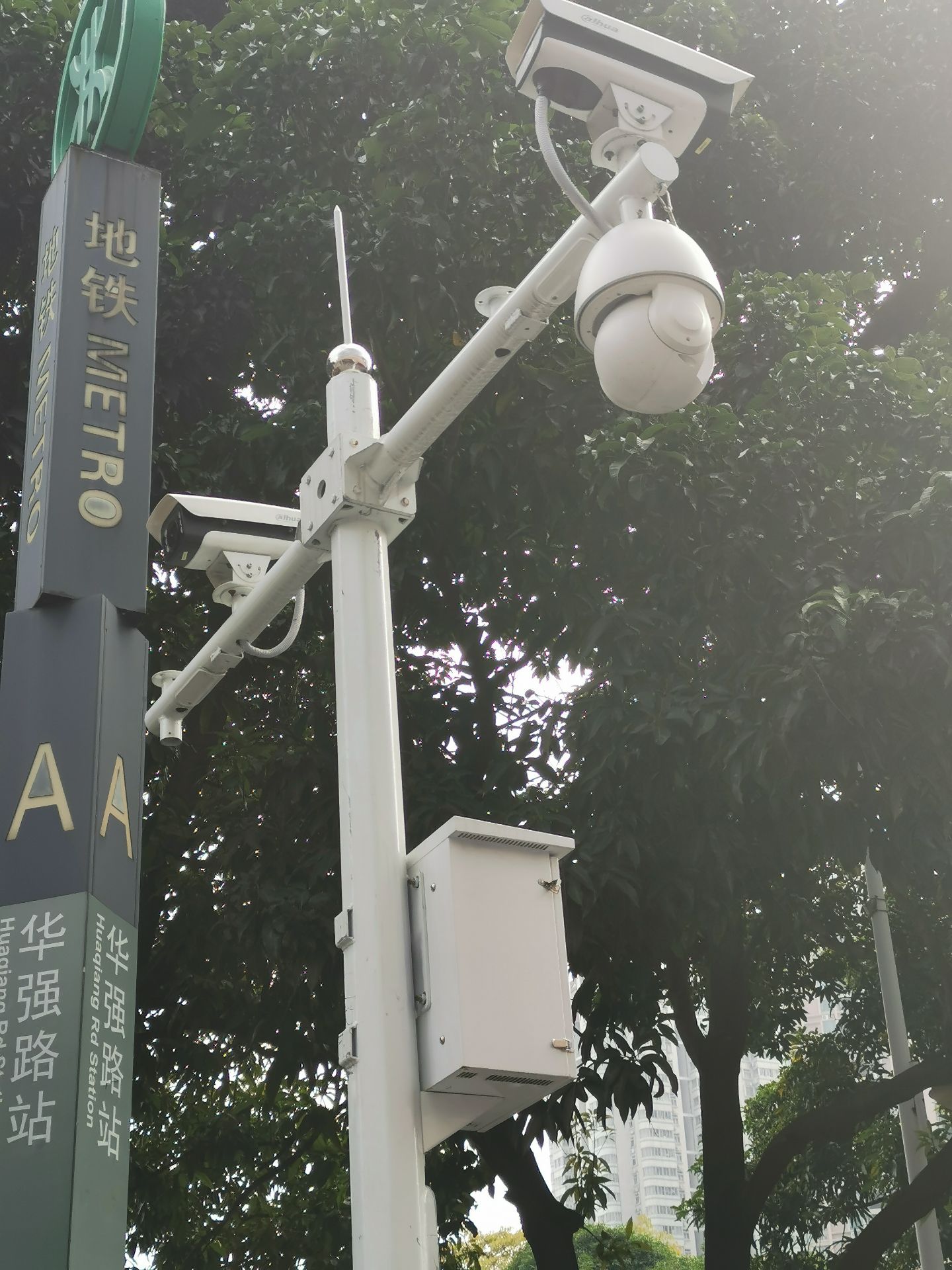 西安联电UEtx户外交通监控立杆