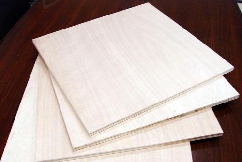桂林市胶合板价格 厂家直销胶合板  胶合板价格 多层板供应商  装饰单板贴面胶合板图片