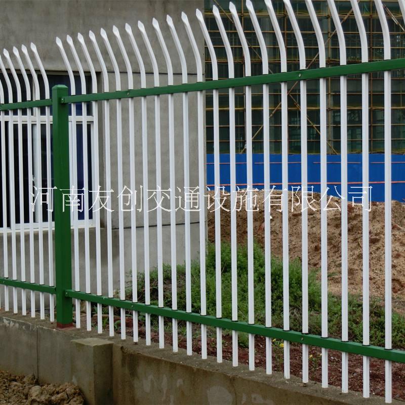 河南护栏厂锌钢围墙护栏 铁艺隔离栏杆批发 装饰花围栏厂家 围墙栅栏图片