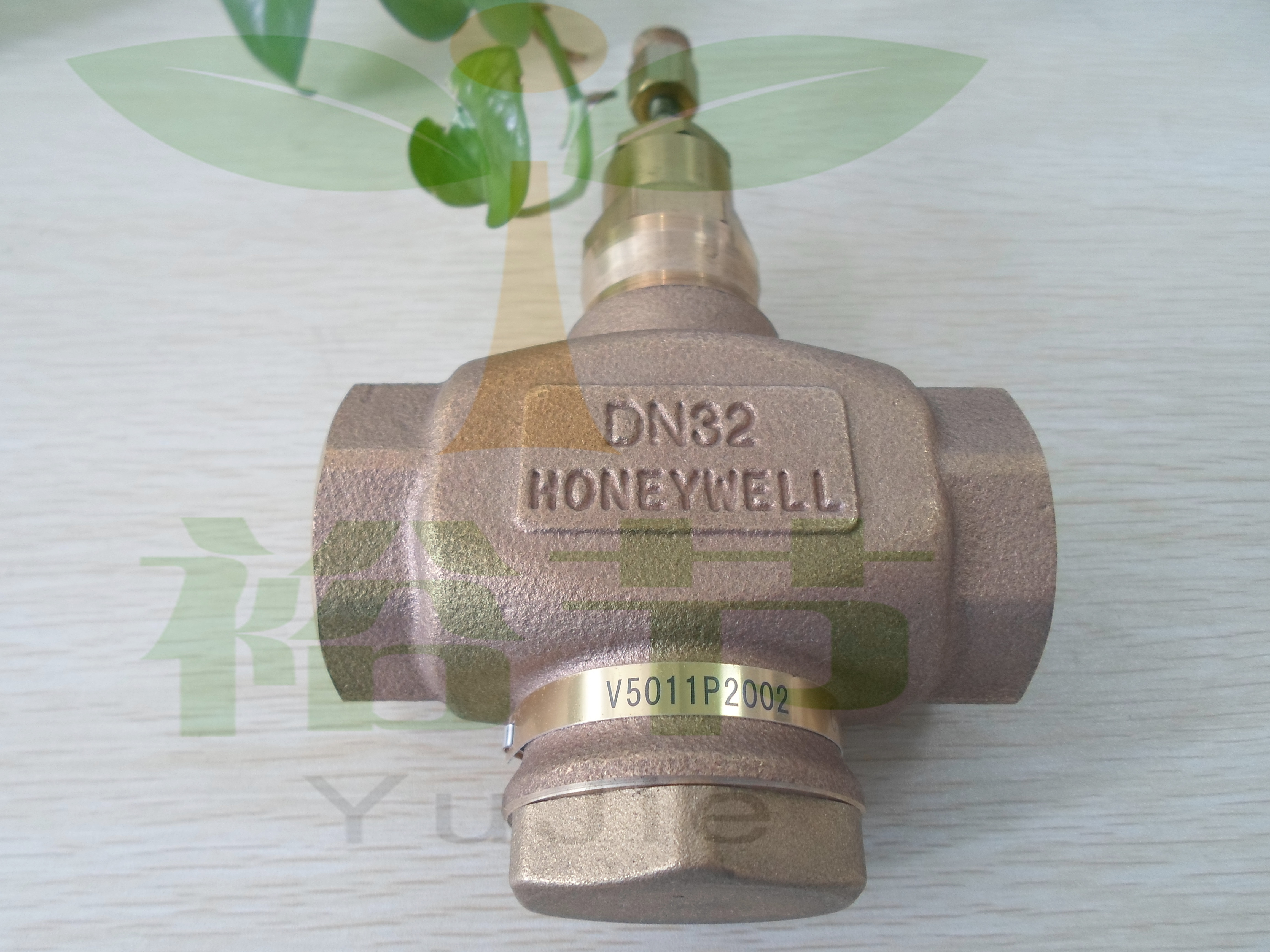 Honeywell霍尼韦尔V5011P2002电动二通蒸汽调节阀螺纹阀门铜DN32