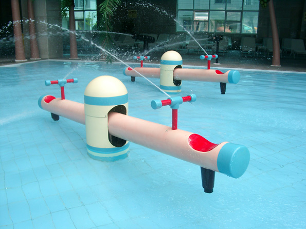 喷水跷跷板戏水小品儿童水上乐园设备