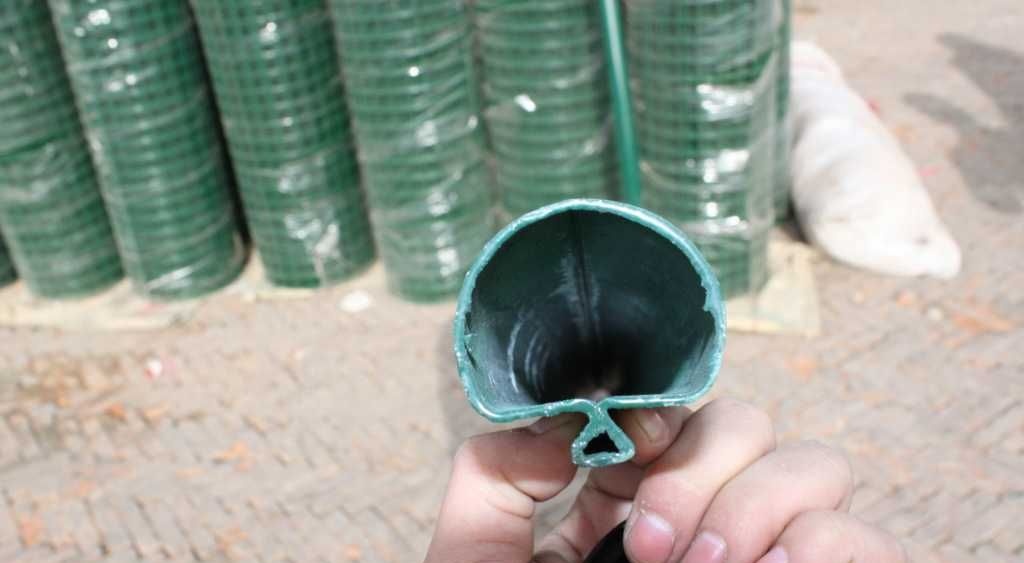 武汉市果园防护包塑铁丝网 公路防护隔离厂家