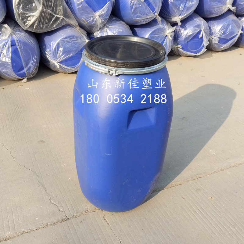 山东新佳塑业 100升法兰桶100升塑料桶100公斤化工桶100l塑料桶生产厂家直销