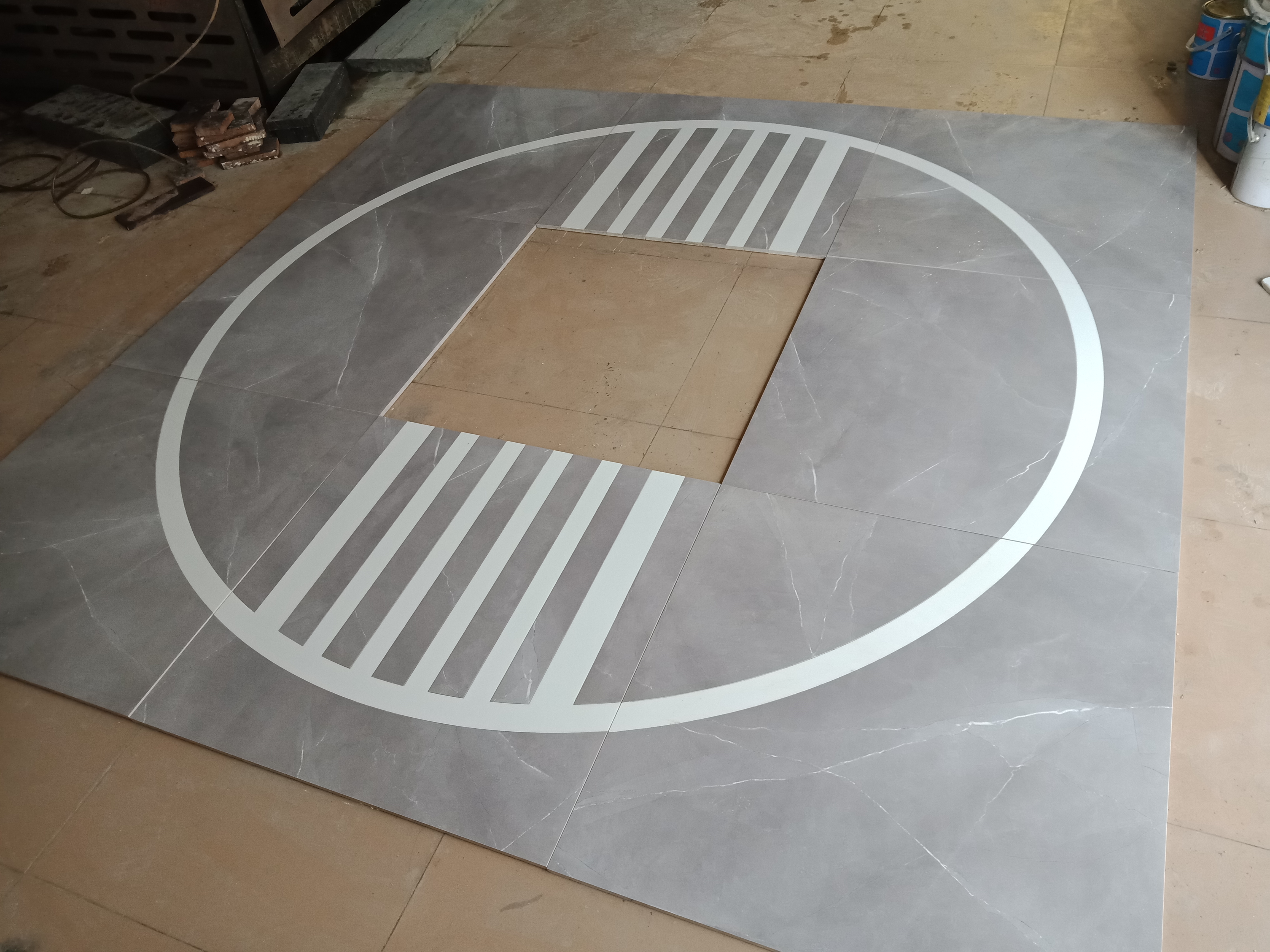 深圳陶瓷地板砖切割拼花加工