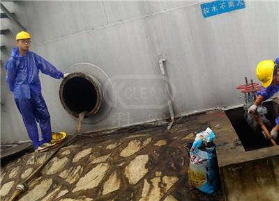 广州清洗大型油罐公司  专业清洗油库储油罐公司电话  珠海植物油罐清洗服务