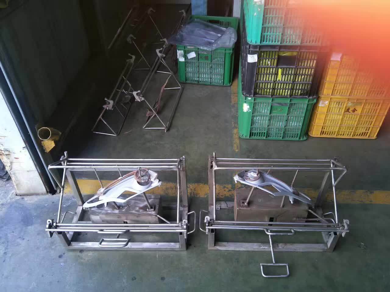 江苏车灯喷漆铜模供应商 厂家直销 公司 加工厂