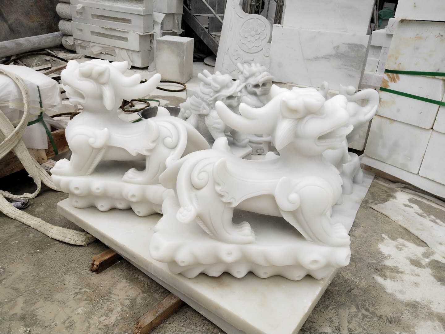 汉白玉雕塑生产厂家批发