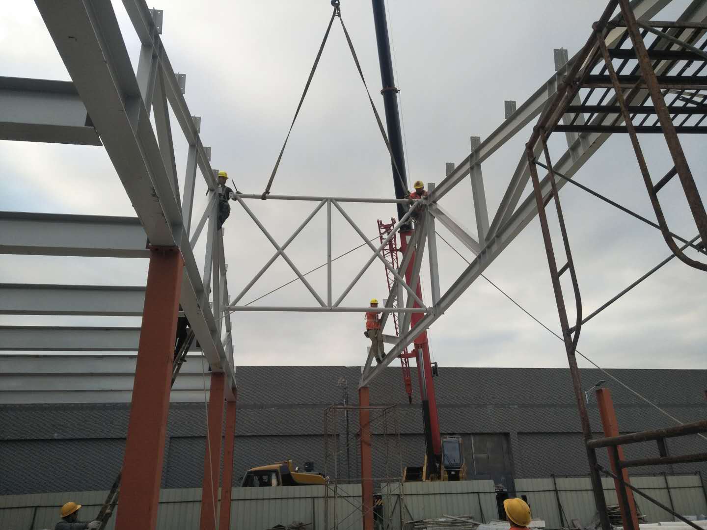 建设集团公司承接钢结构项目及配套土建工程