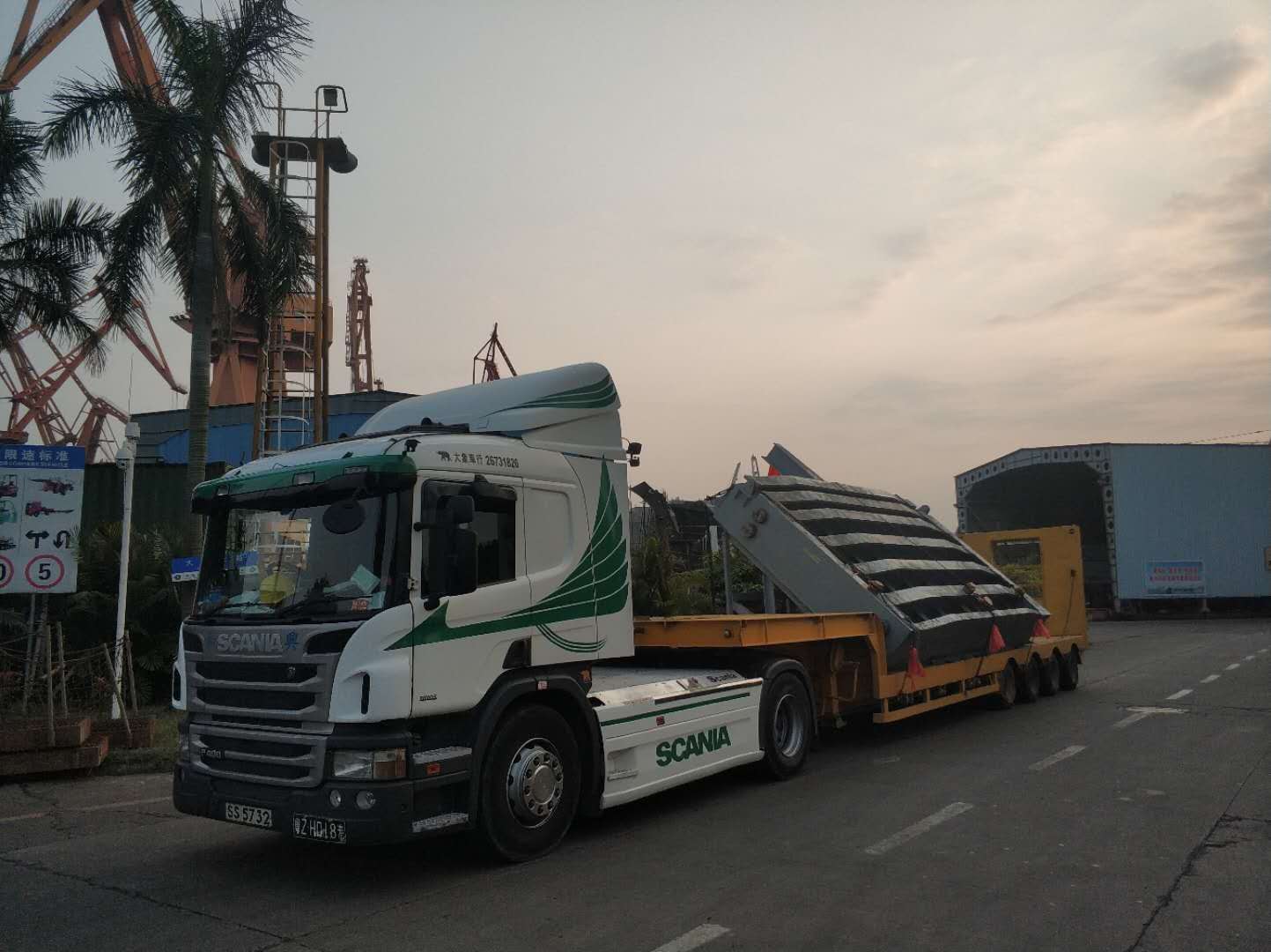 深圳市深圳到香港物流运输，进出口车队，厂家