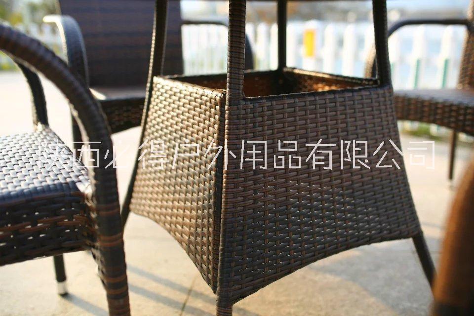 陕西必得户外 厂家批发藤编桌椅支持加工定做价格