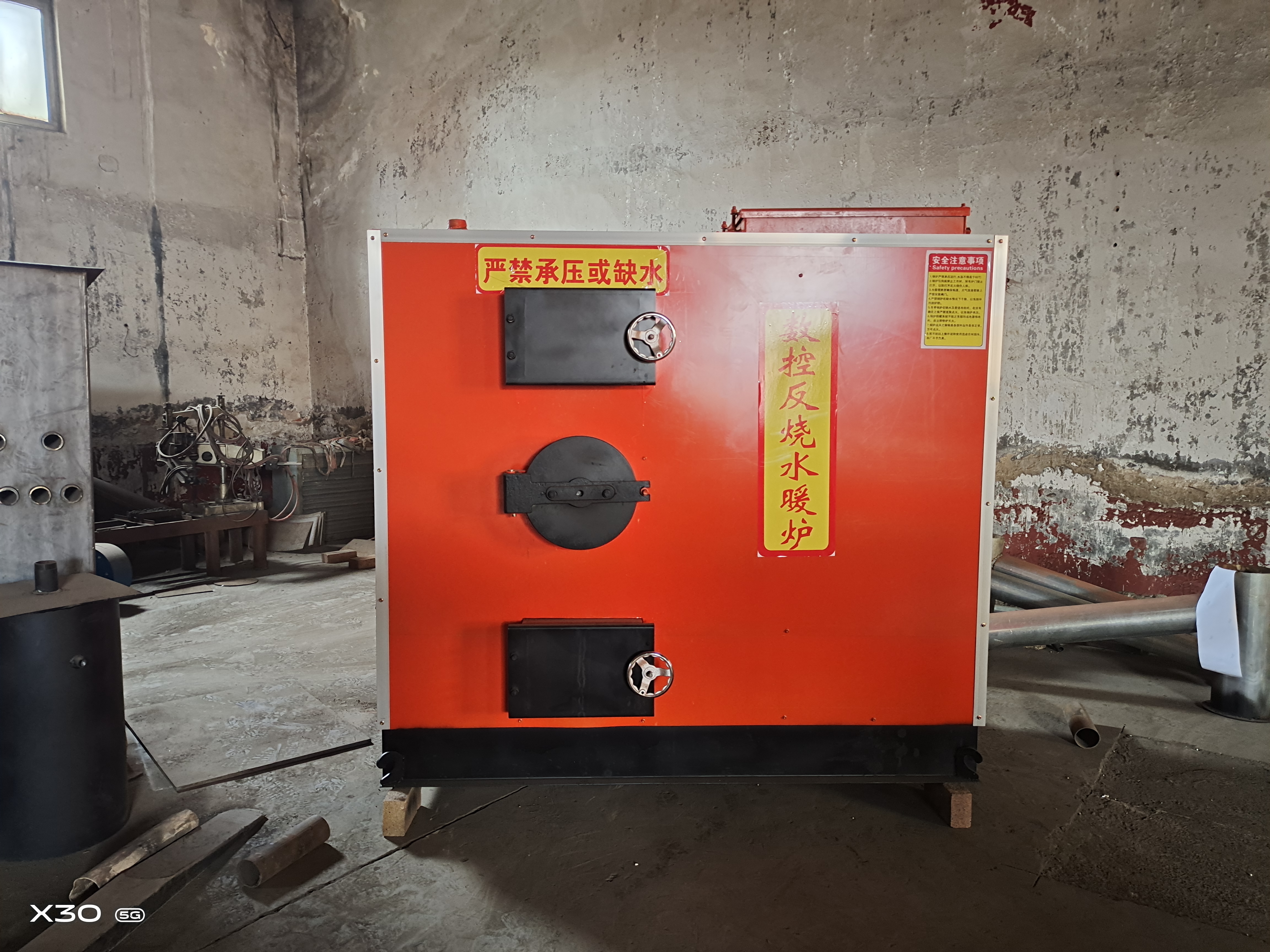 济南市节能水暖锅炉设备定制厂家（宏牧温控设备厂）图片