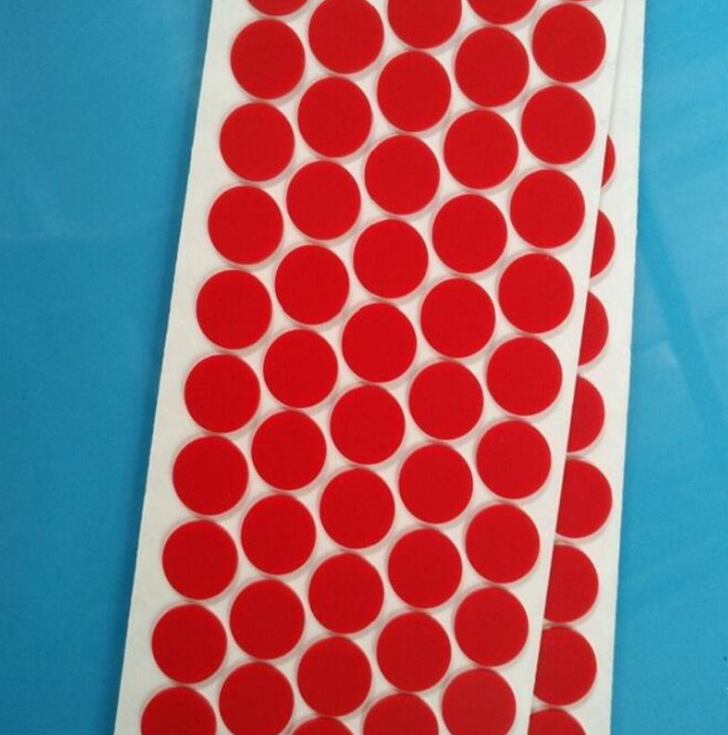 深圳厂家红色硅胶垫 透明硅胶脚垫 密封硅胶垫片 自粘硅胶防滑垫 透明硅胶垫图片