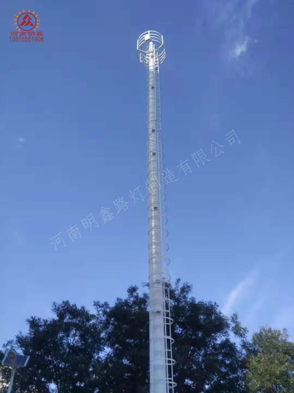 超高大型护笼爬梯式监控立杆 升降式监控杆